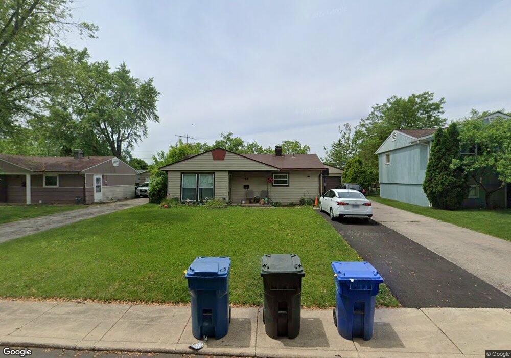 64 Sparrow Rd, Carpentersville, IL 60110 - photo 1