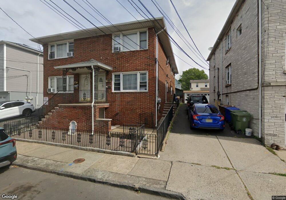 711 Mc Gillvray Place, Linden, NJ 07036 - photo 1