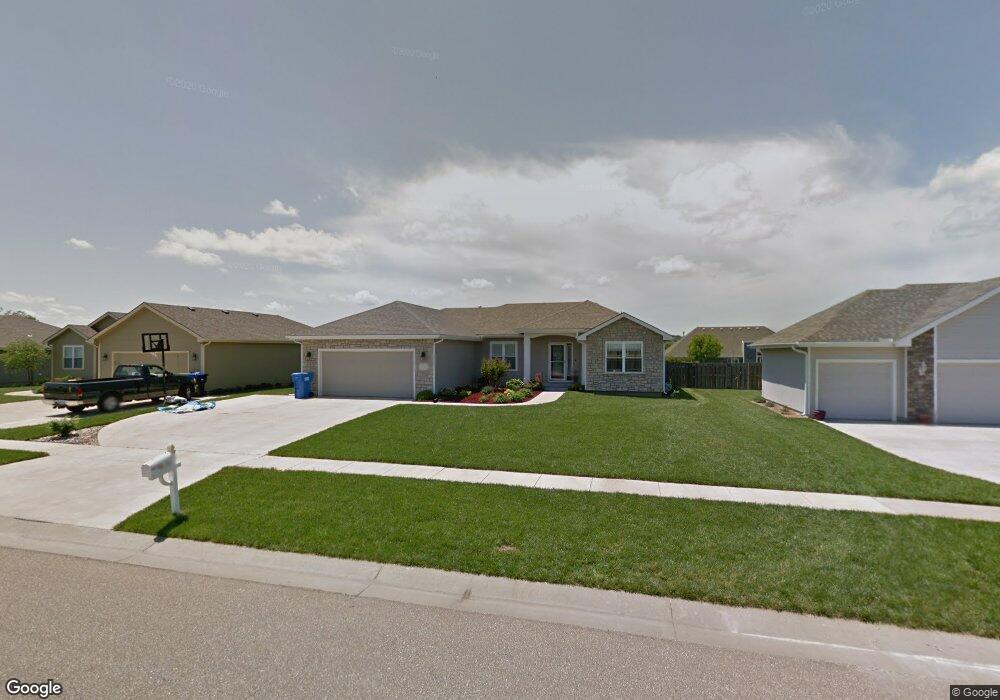 4125 SW Misty Harbor Ave, Topeka, KS 66610 - photo 1