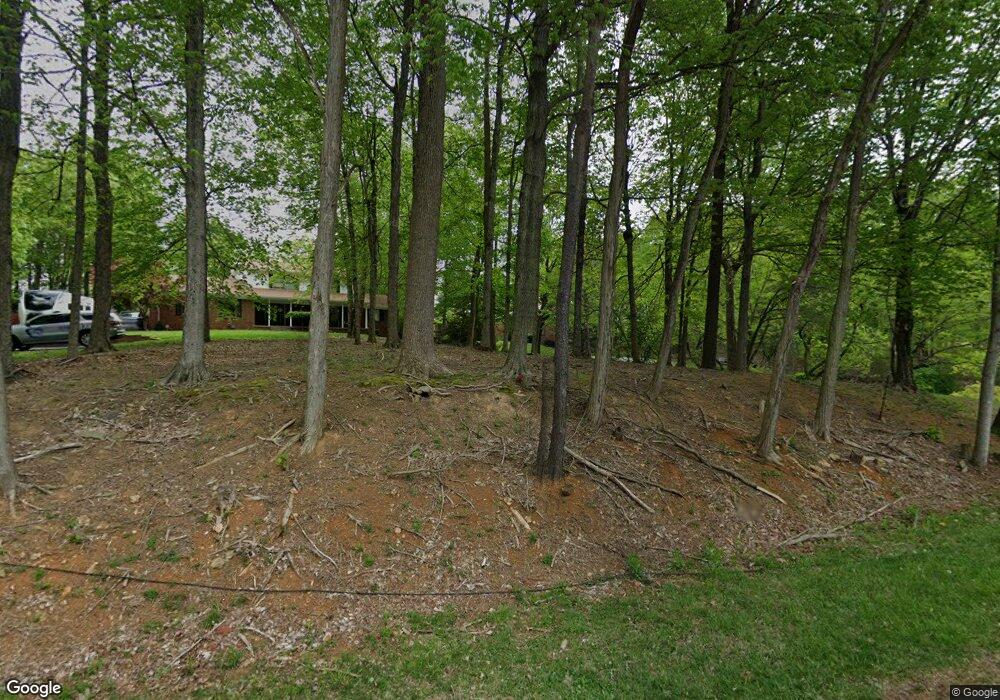 4010 Rustic Hills Ct, Floyds Knobs, IN 47119 - photo 1