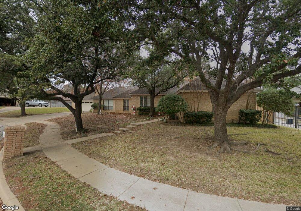 805 Windmill Ct, Bedford, TX 76021 - photo 1