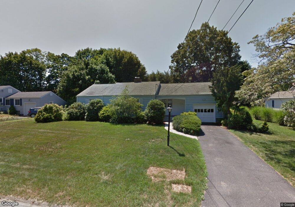 14 Harned Place, Trumbull, CT 06611 - photo 1