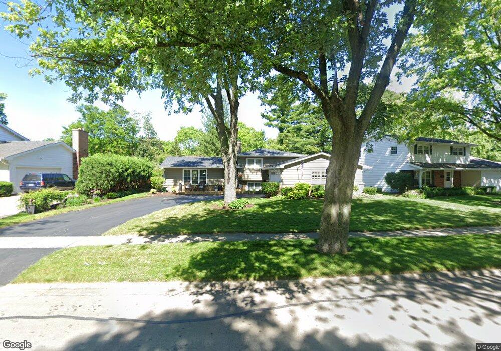 1221 Catalpa Ln, Naperville, IL 60540 - photo 1