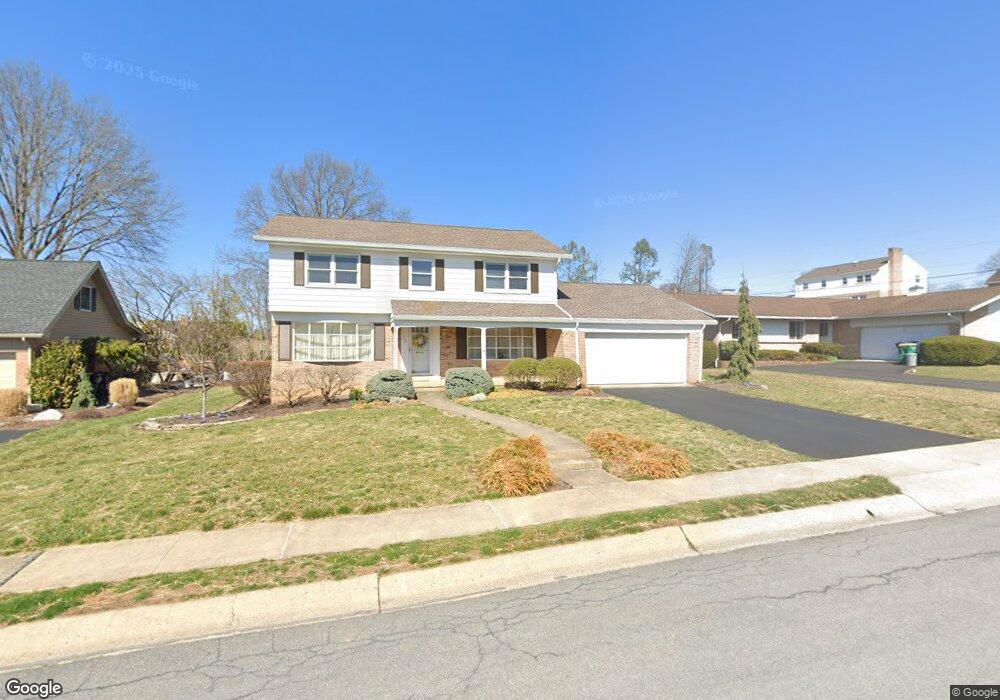 1605 Dogwood Dr, Reading, PA 19609 - photo 1