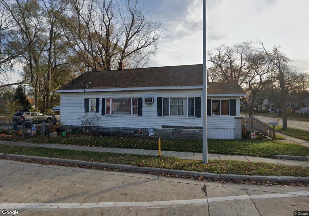 1702 16th St, Port Huron, MI 48060 - photo 1