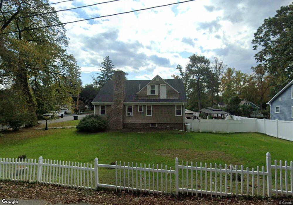 3225 Lincoln Dr, Mohegan Lake, NY 10547 - photo 1