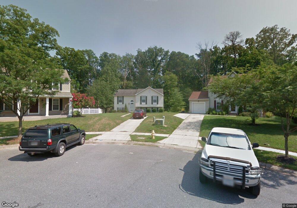 305 Nicole Ln, Glen Burnie, MD 21061 - photo 1