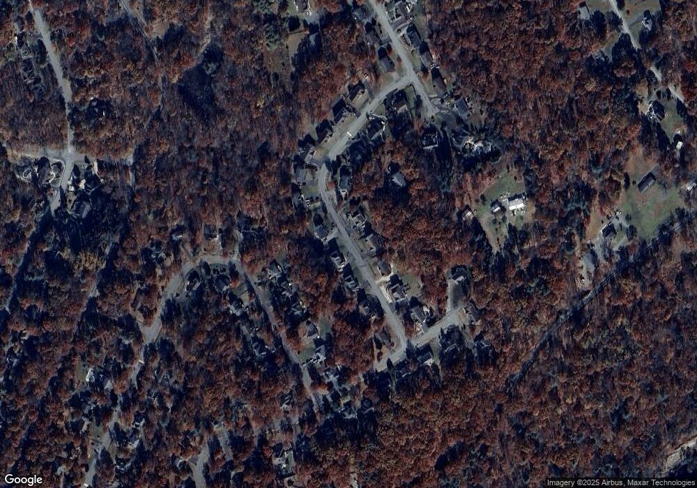 754 Hollow Dr, East Stroudsburg, PA 18301 - photo 1