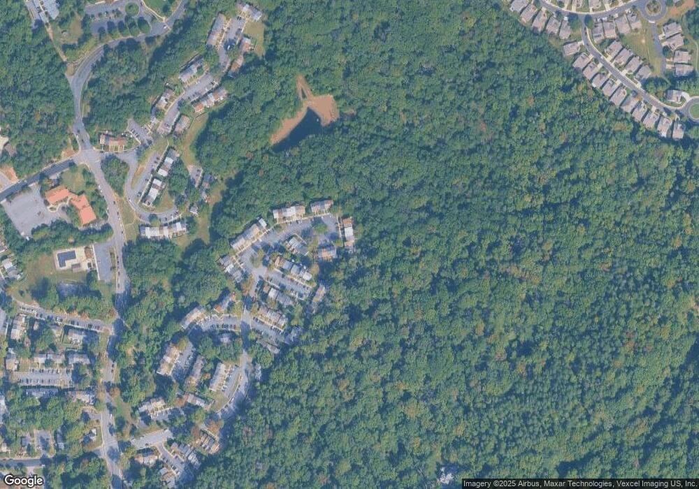 1957 Mayflower Dr, Woodbridge, VA 22192 - photo 1