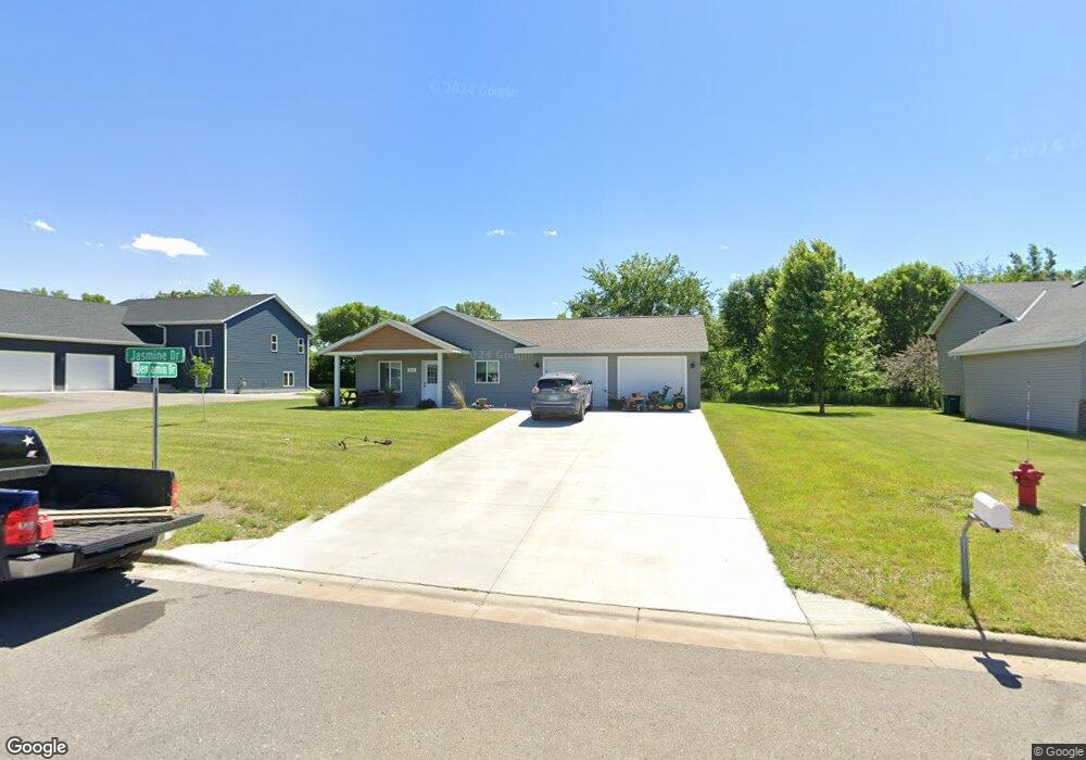 1606 Jasmine Dr, Alexandria, MN 56308 - photo 1