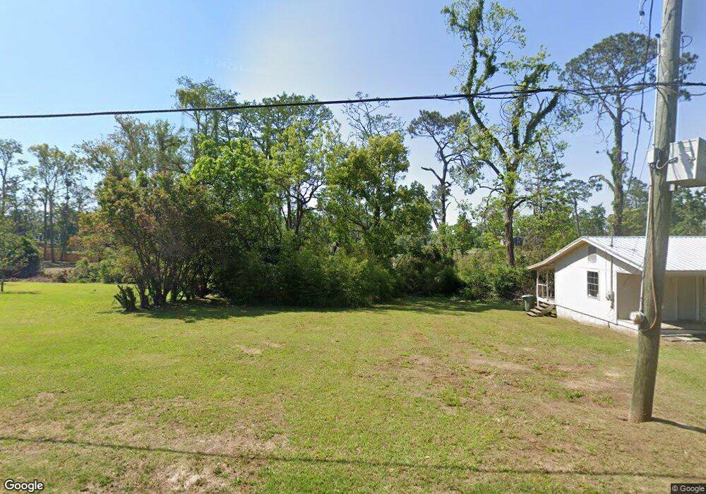 406 Peachtree St E, Douglas, GA 31533 - photo 1