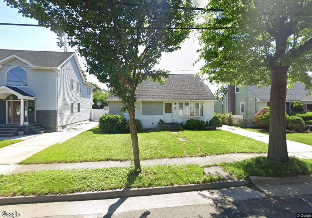 104 Bruce Terrace, Mineola, NY 11501 - photo 1