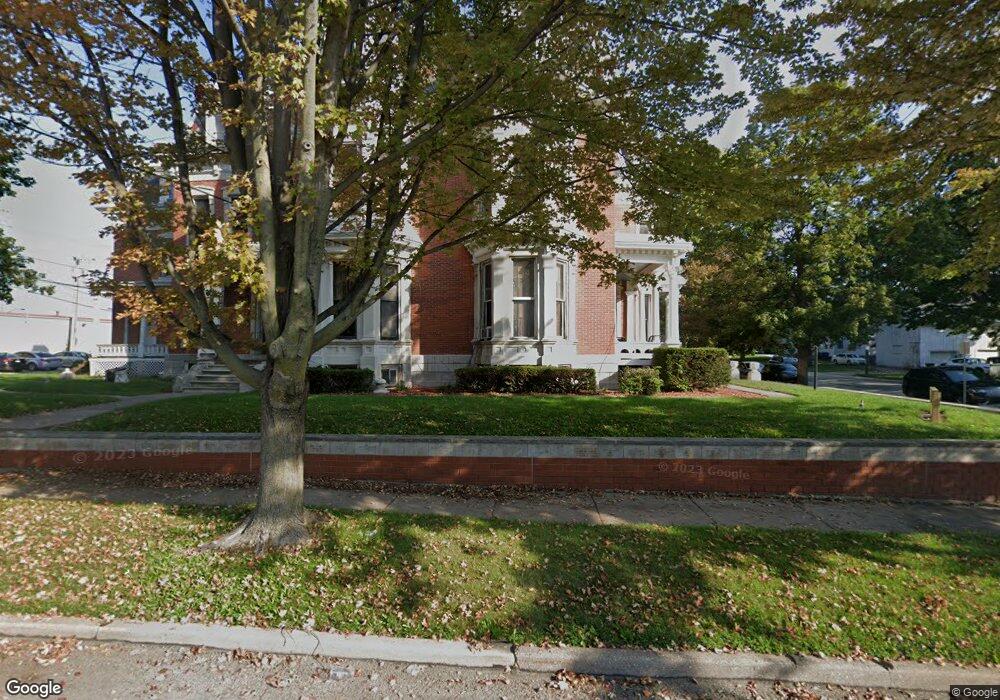 1208 N Main St, Davenport, IA 52803 - photo 1