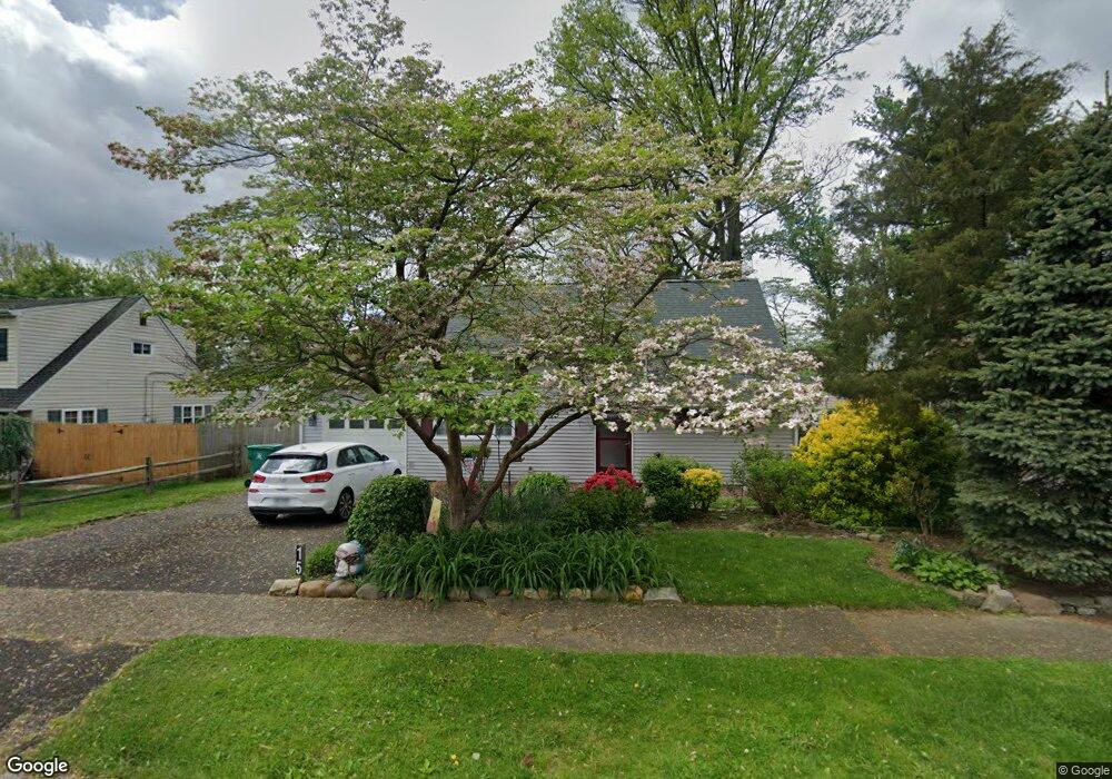 15 Alder Ln, Levittown, PA 19055 - photo 1