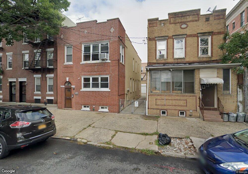 22-58-58 42nd St, Queens, NY 11105 - photo 1