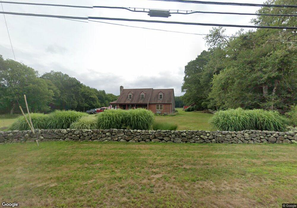 686 Horseneck Rd, South Dartmouth, MA 02748 - photo 1