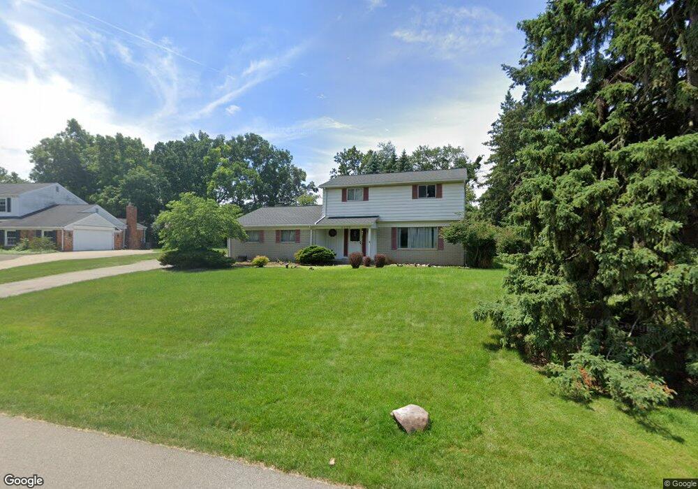 2260 Strader Dr, West Bloomfield, MI 48324 - photo 1