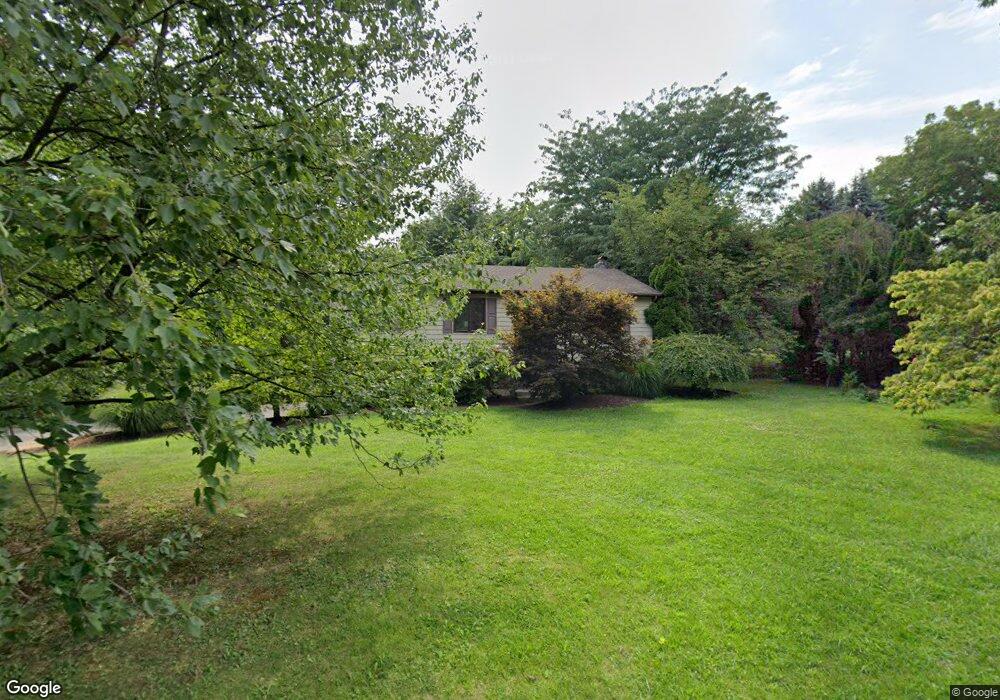 1720 Riverbend Rd, Allentown, PA 18103 - photo 1