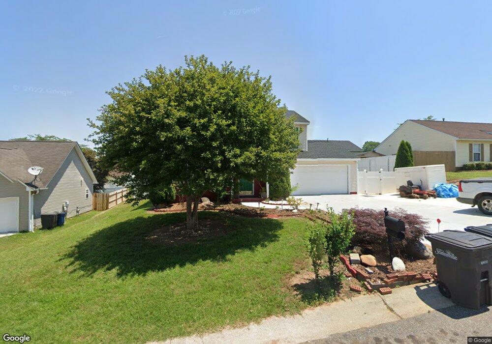 944 Ashland Ave, Statesville, NC 28677 - photo 1