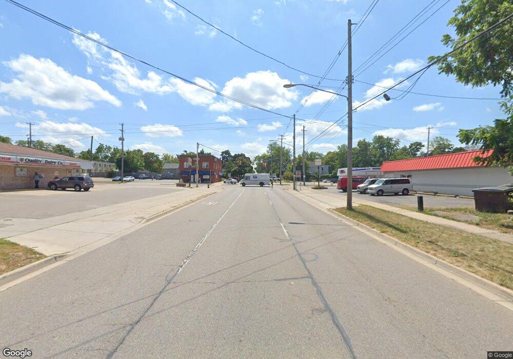 4038 N Pine St, Lansing, MI 48911 - photo 1