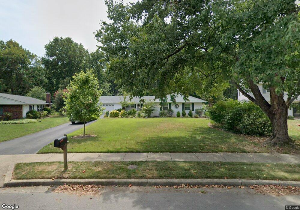 13038 Maple View Ln, Fairfax, VA 22033 - photo 1