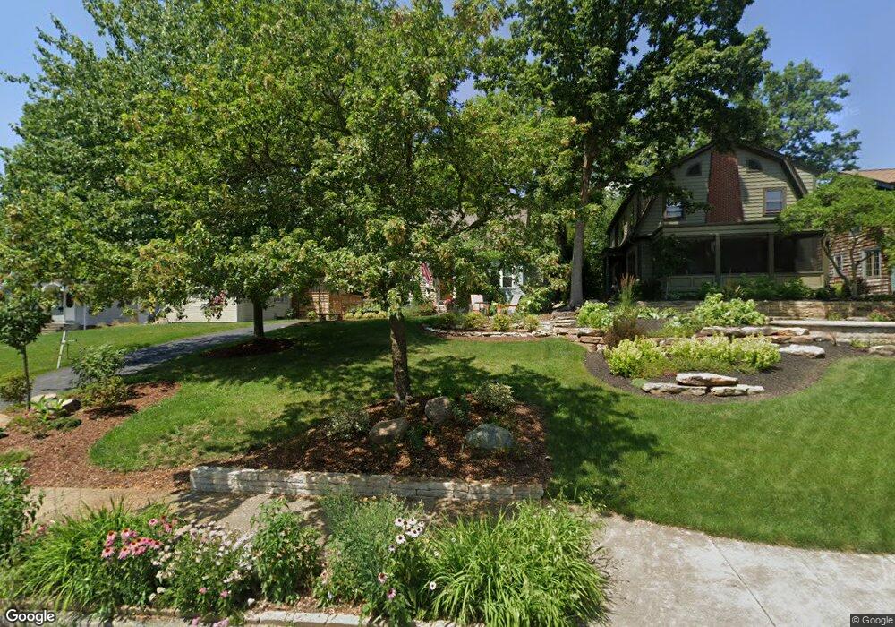 318 E Torrence Rd, Columbus, OH 43214 - photo 1