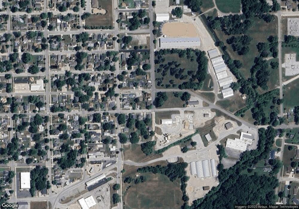 218 E 19th St, Auburn, IN 46706 - photo 1