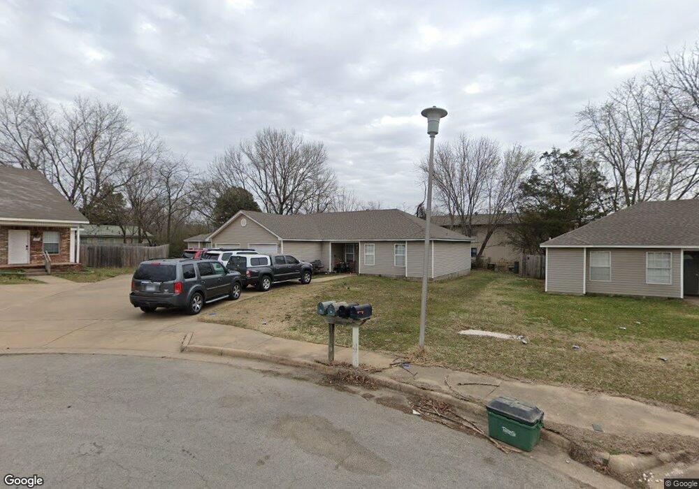 1680 E Evalyn Cir, Fayetteville, AR 72701 - photo 1