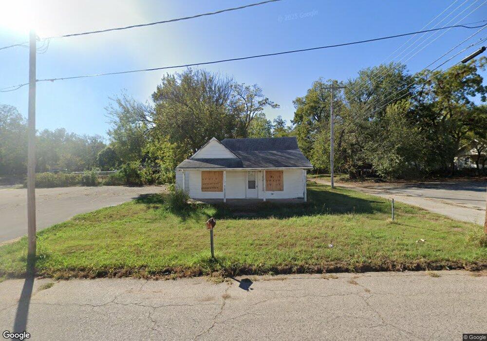 519 E 7th St, Shawnee, OK 74801 - photo 1