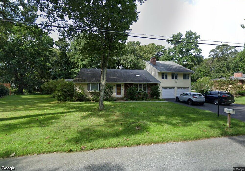 290 Marked Tree Rd, Holliston, MA 01746 - photo 1