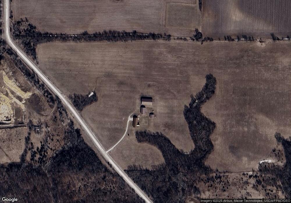 4305 Indian Boundary Rd, Center Point, IA 52213 - photo 1