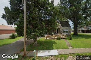413 S Walnut St, Steele, MO 63877