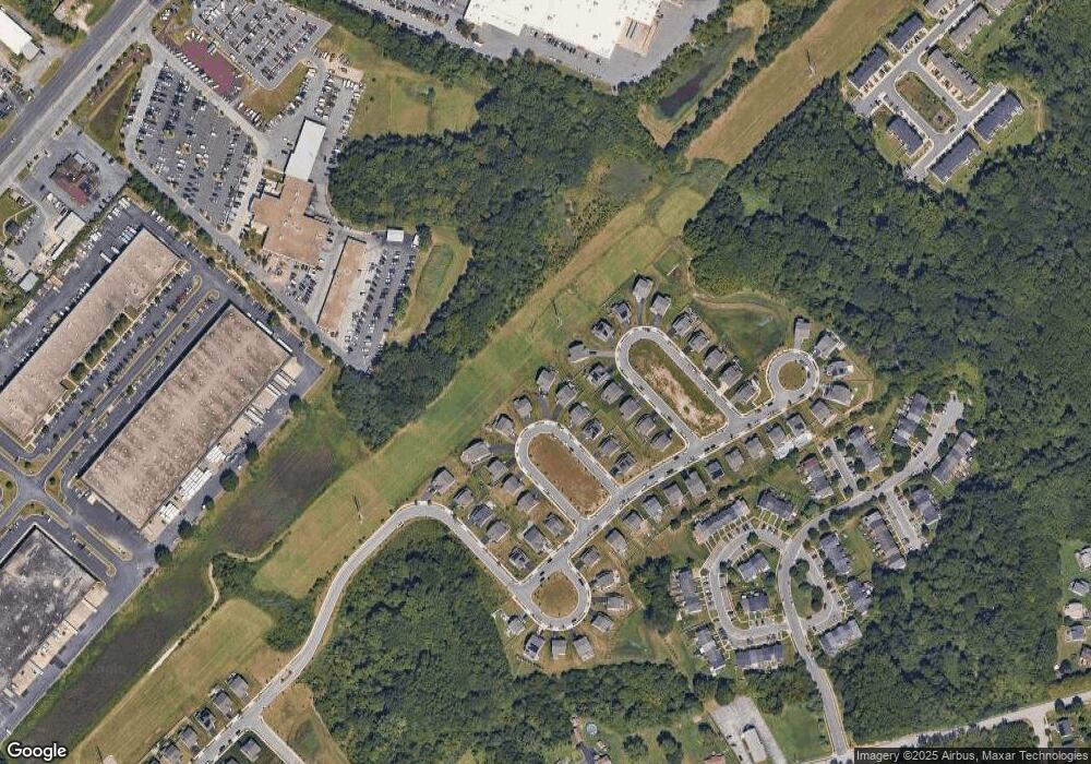 914 Oakfields Ct, Middle River, MD 21220 - photo 1