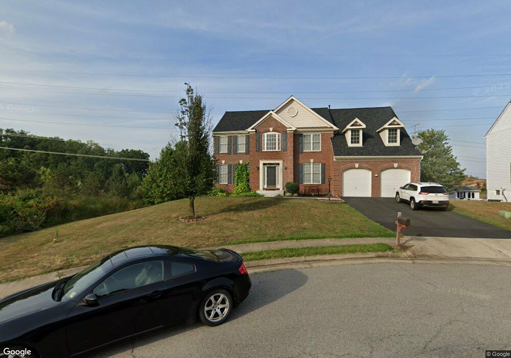 2826 Burrough Hill Ln, Woodbridge, VA 22191 - photo 1
