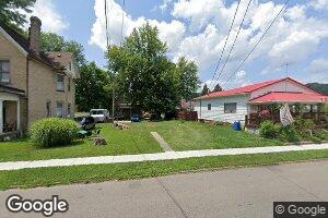 565 S 2nd Ave, Middleport, OH 45760