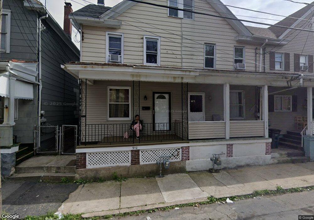 912 W 1st St, Hazleton, PA 18201 - photo 1