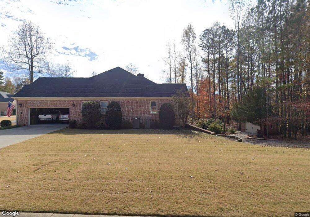 5445 Copper Creek Rd, Flowery Branch, GA 30542 - photo 1