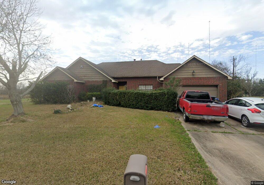 540 Dovedale Ln, Alvin, TX 77511 - photo 1