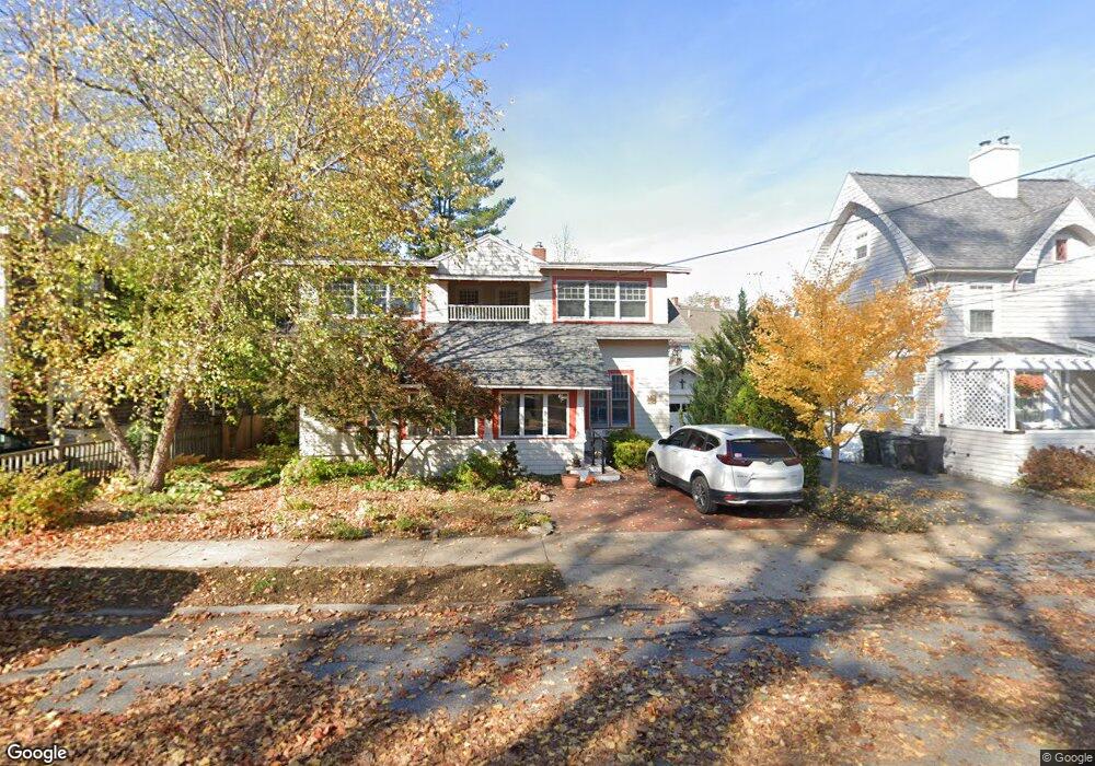 50 Marlboro St, Newburyport, MA 01950 - photo 1