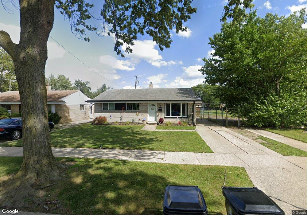 30252 Blossom St, Roseville, MI 48066 - photo 1