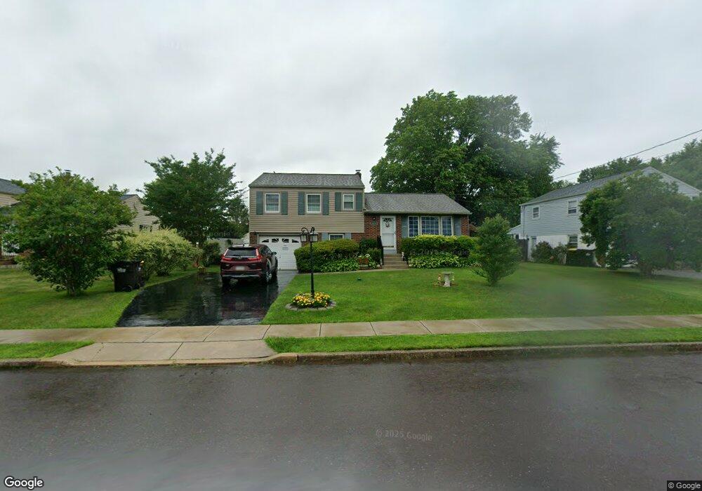 1036 Pinegrove Ave, Lansdale, PA 19446 - photo 1