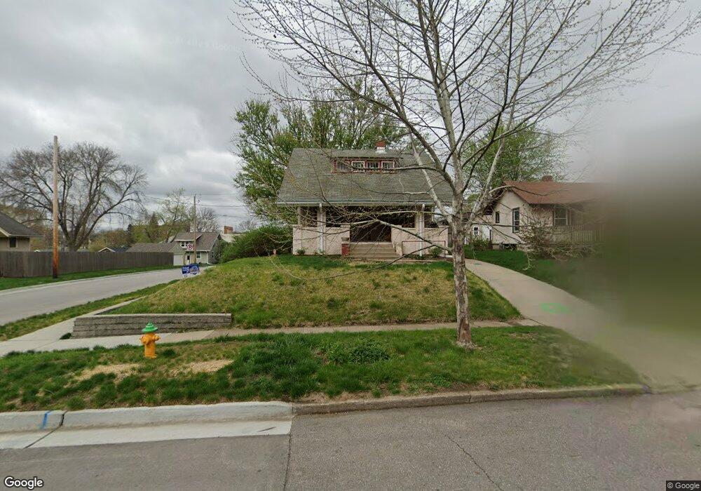 842 40th Place, Des Moines, IA 50312 - photo 1