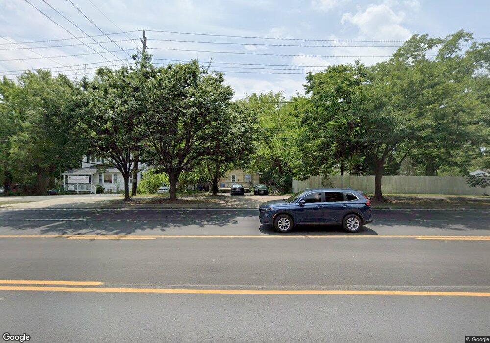 221 W Diamond Ave, Gaithersburg, MD 20877 - photo 1