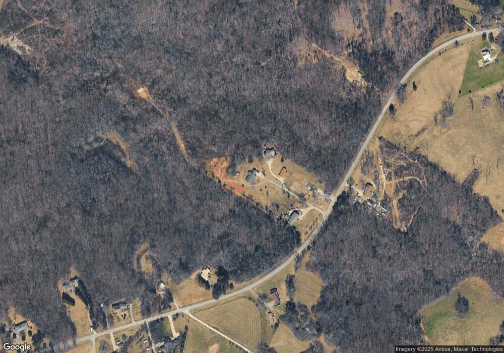 127 West Dr, Lula, GA 30554 - photo 1