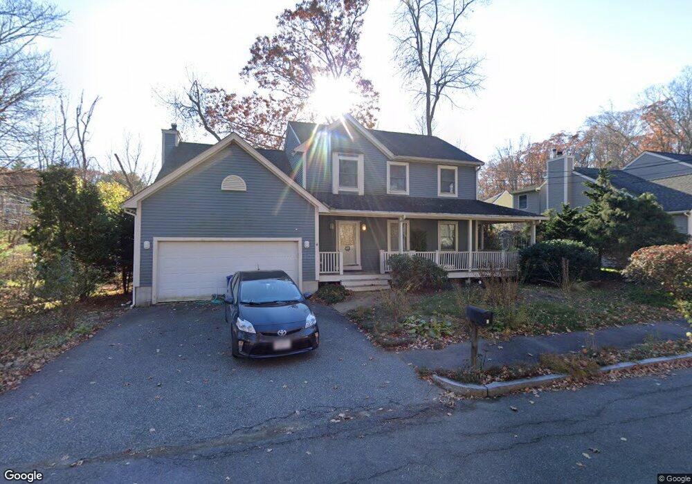 4 Washington Ave, Wakefield, MA 01880 - photo 1