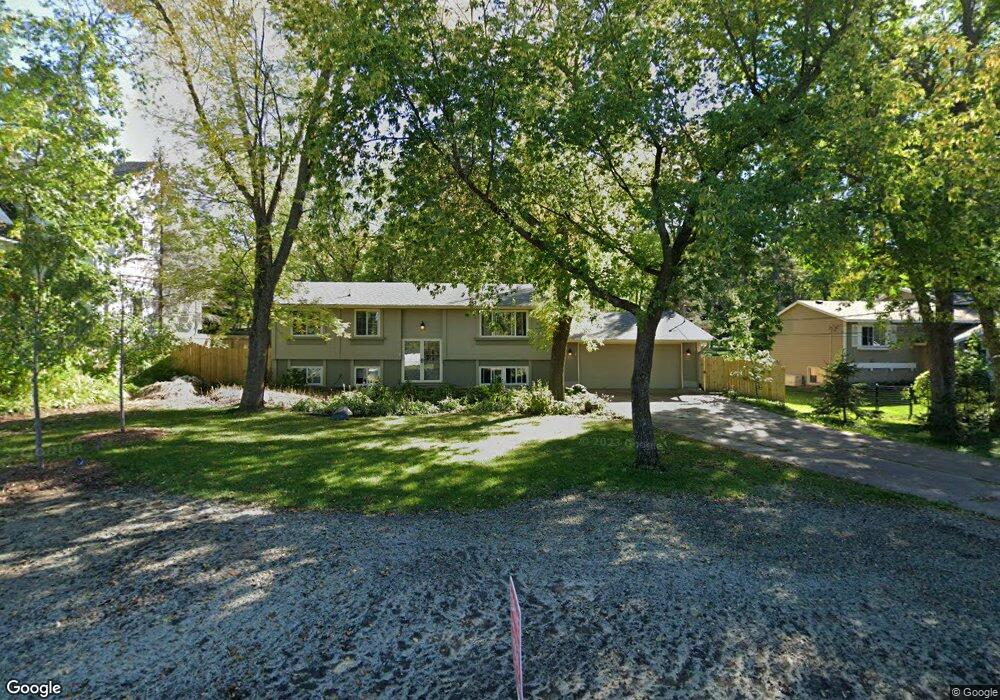 25125 Glen Rd, Excelsior, MN 55331 - photo 1