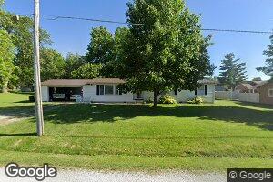 542 E Bertolino Ave, Nokomis, IL 62075