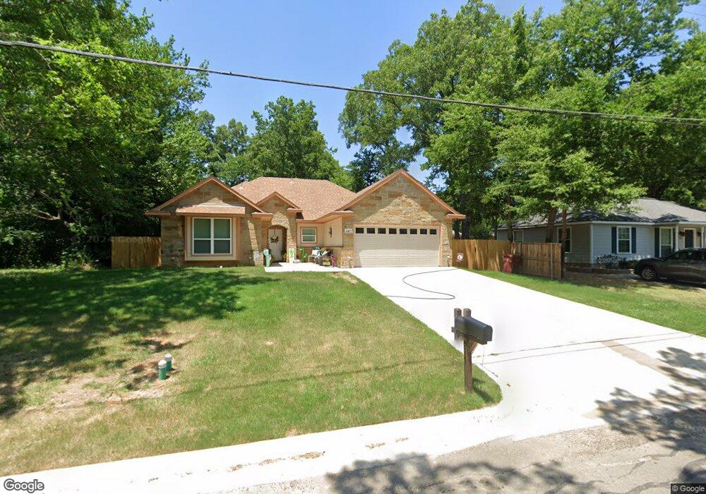 617 E 5th St, Bonham, TX 75418 - photo 1