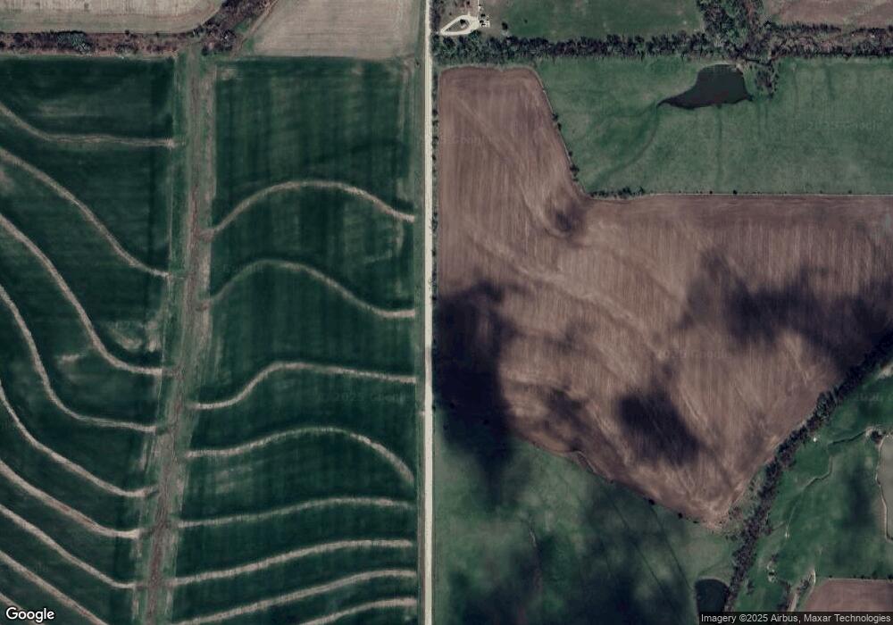 19057 Kiowa Rd, Parsons, KS 67357 - photo 1