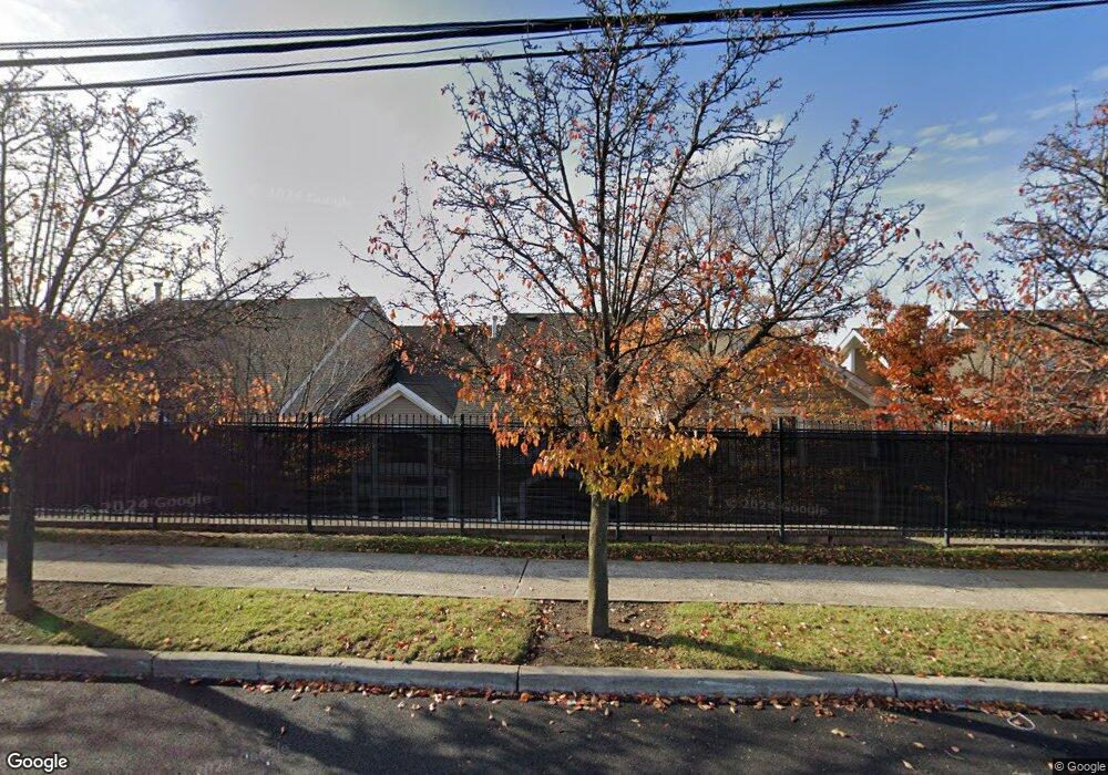 72 Topside Ln, Staten Island, NY 10309 - photo 1